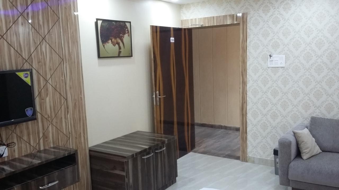Dhanbād Hotel Crystal International المظهر الخارجي الصورة