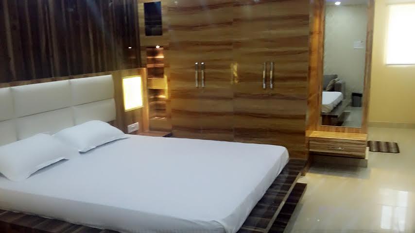 Dhanbād Hotel Crystal International المظهر الخارجي الصورة